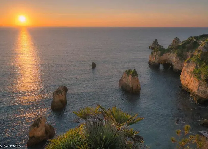 Lovely View Apartment *